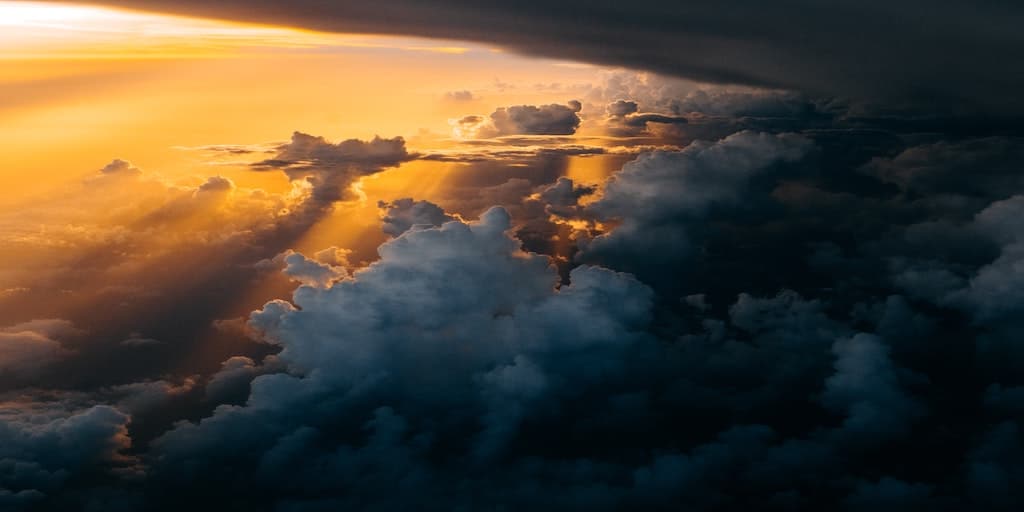 tom-barrett-7FNOH-qSxMI-unsplash
