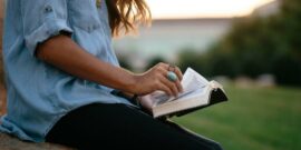 Parallels between Zechariah 2:8-12 and 9:9 1_parallels